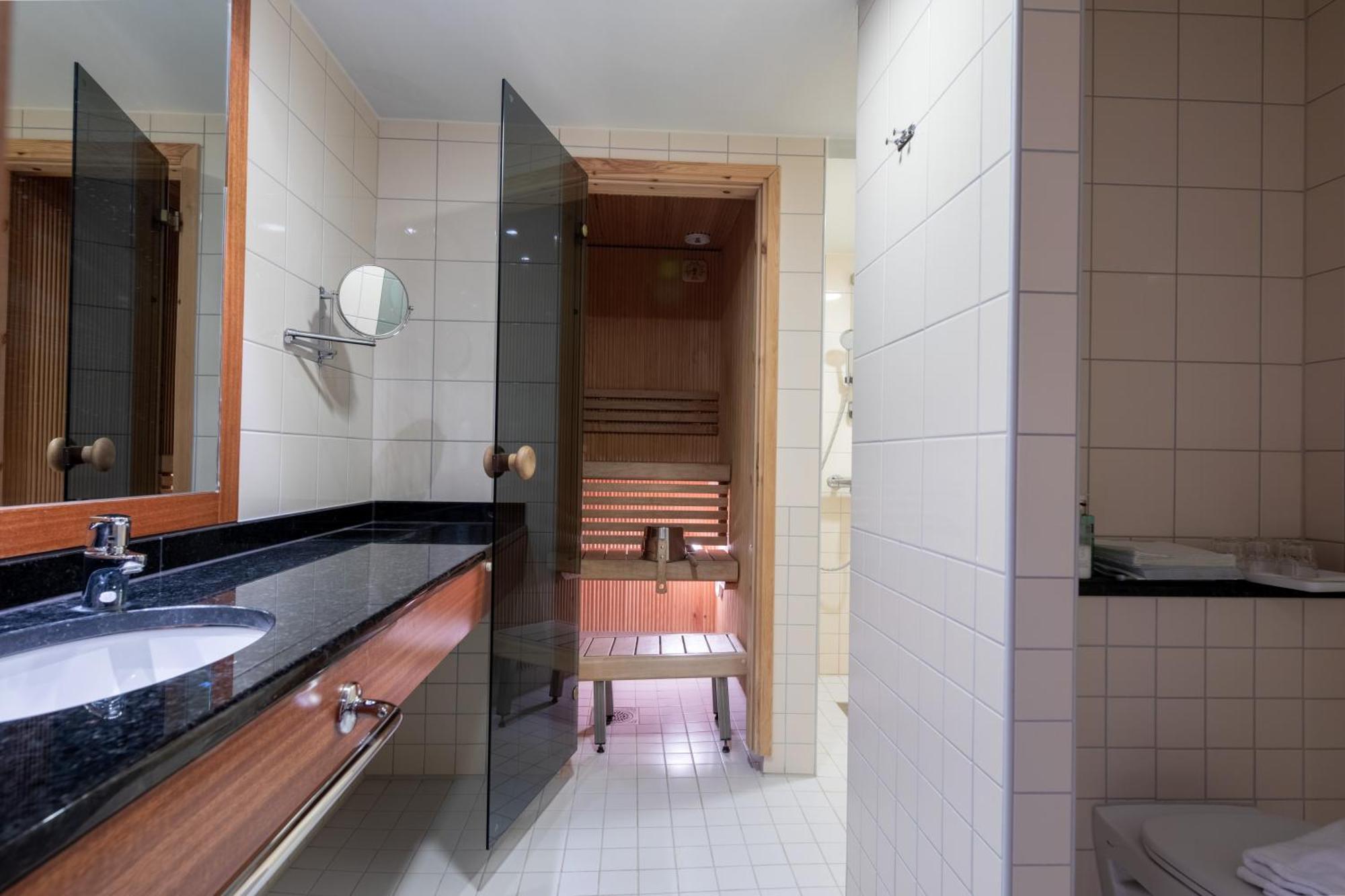 Hotel Oscar Varkaus Εξωτερικό φωτογραφία
